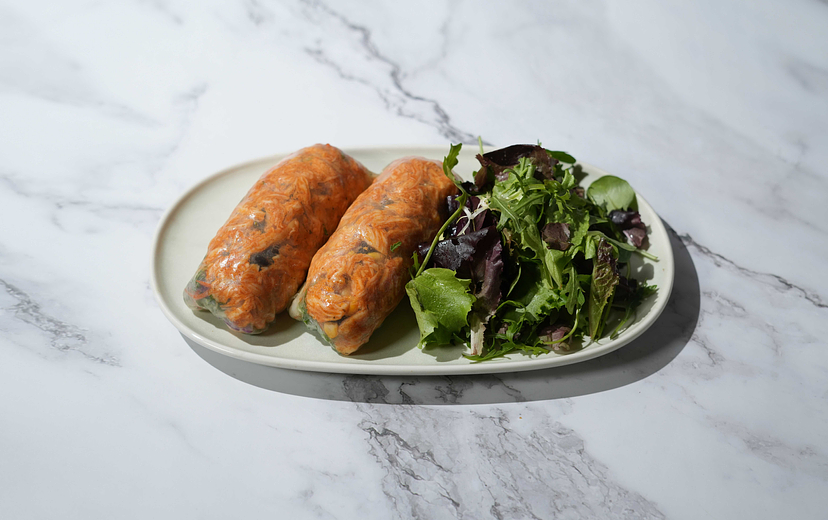 BUFFALO CHICKEN HAND ROLL