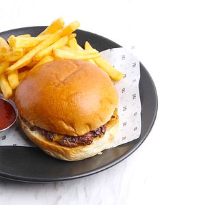 TOM&SERG KIDS BURGER
