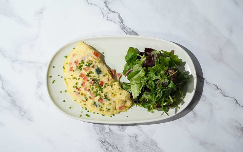 VEGGIE PROTEIN OMELETTE