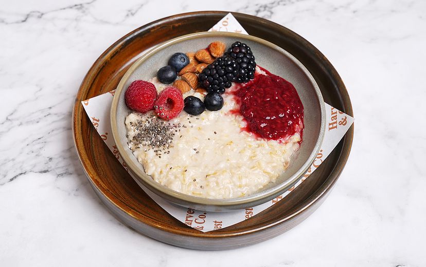 PORRIDGE WITH BERRY COMPOTE & CHIA ALMOND & CREAM