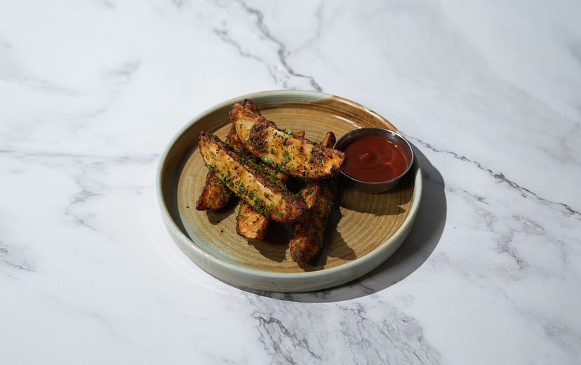 BAKED POTATO WEDGES