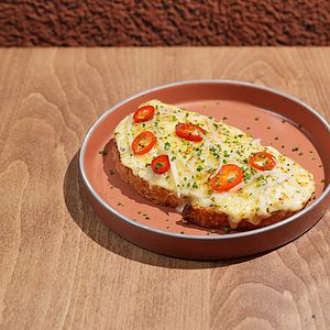 LEEK & CHEDDAR TOAST