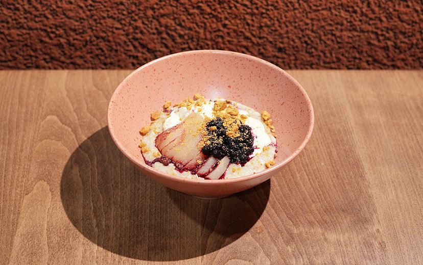 BLUEBERRY & PEAR PORRIDGE