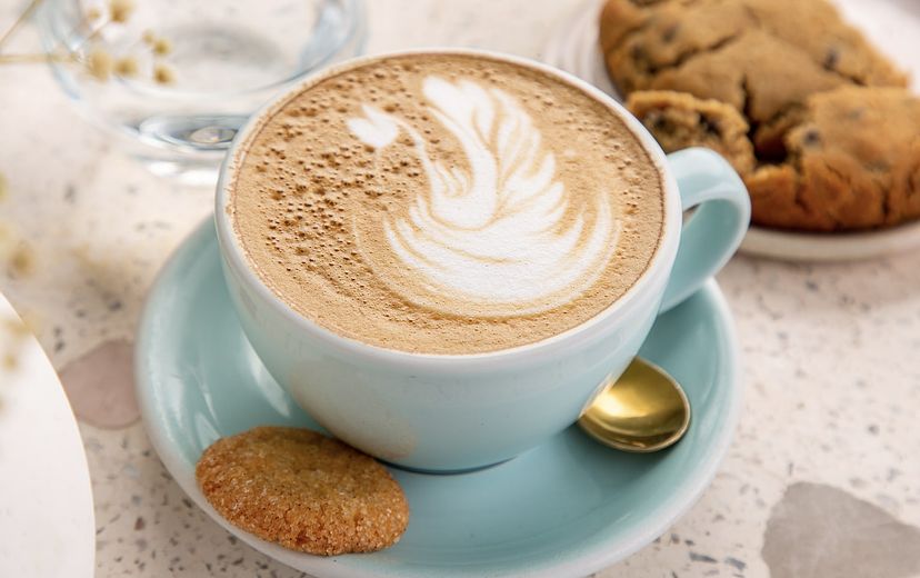 Cafetería & Hot Chocolate
